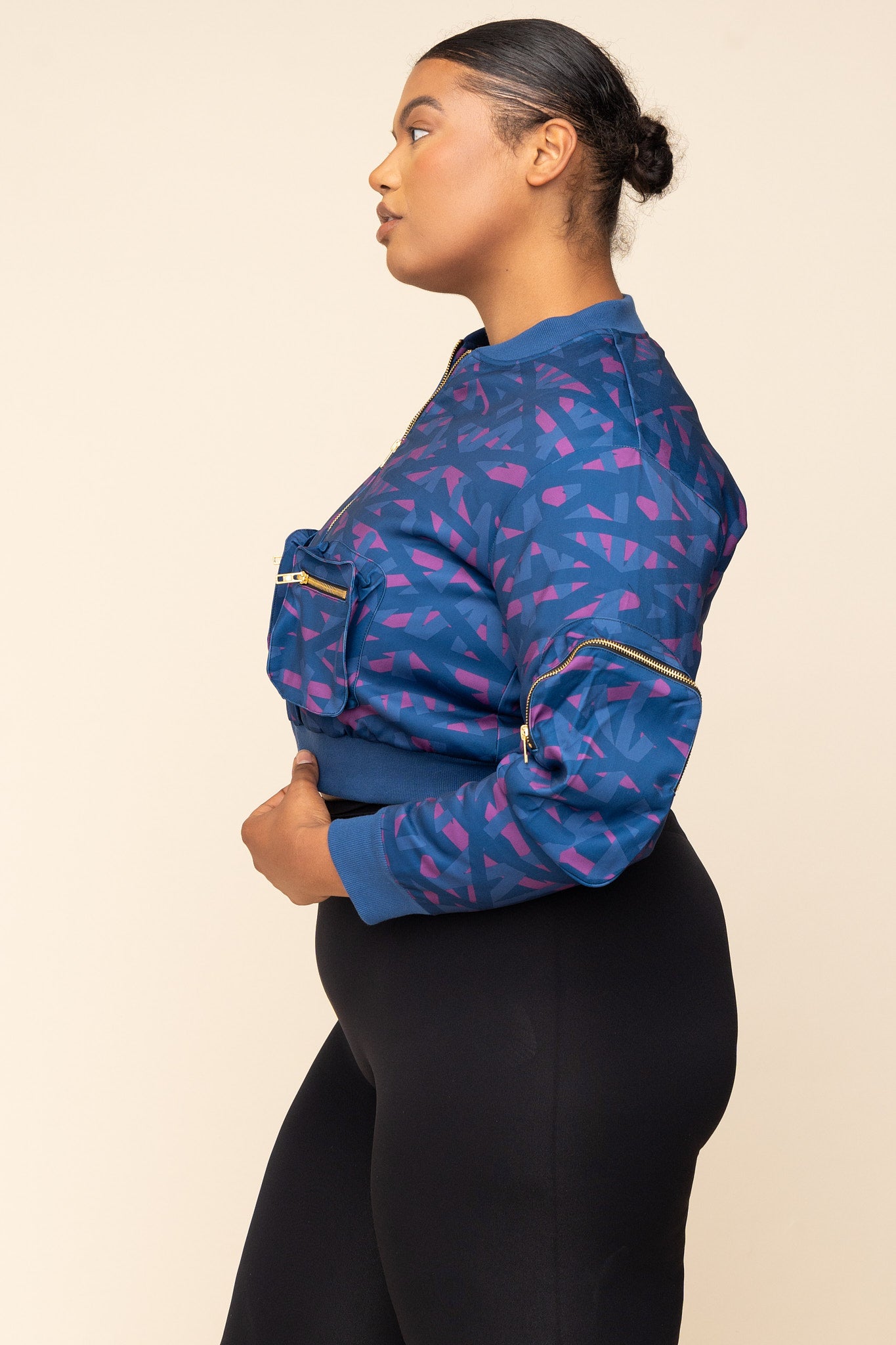 Ojuloge Zip Pocket Cropped Bomber Jacket